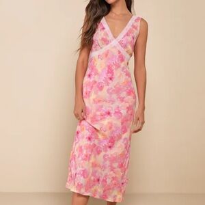 NWT Picture-Perfect Days Pink Multi Floral Lace V-Neck Midi Dress Small